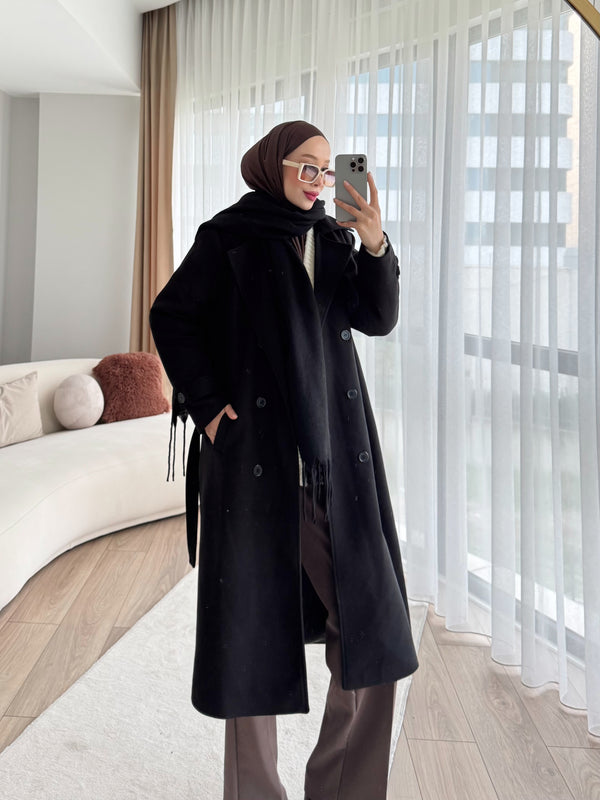 جكيت جوخ طويل