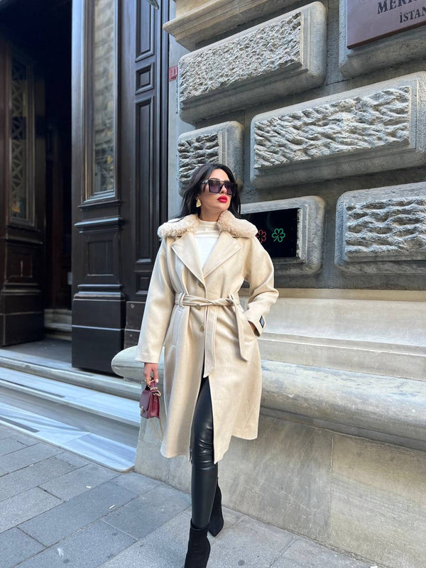 جكيت جوخ مع فروة ربط