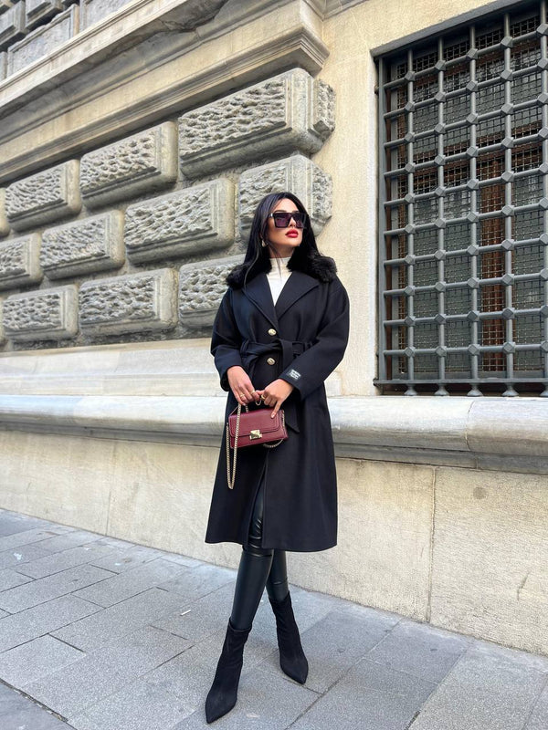 جكيت جوخ مع فروة ربط