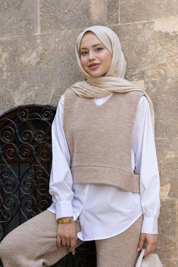 طقم صوف ثلاث قطع - بيج