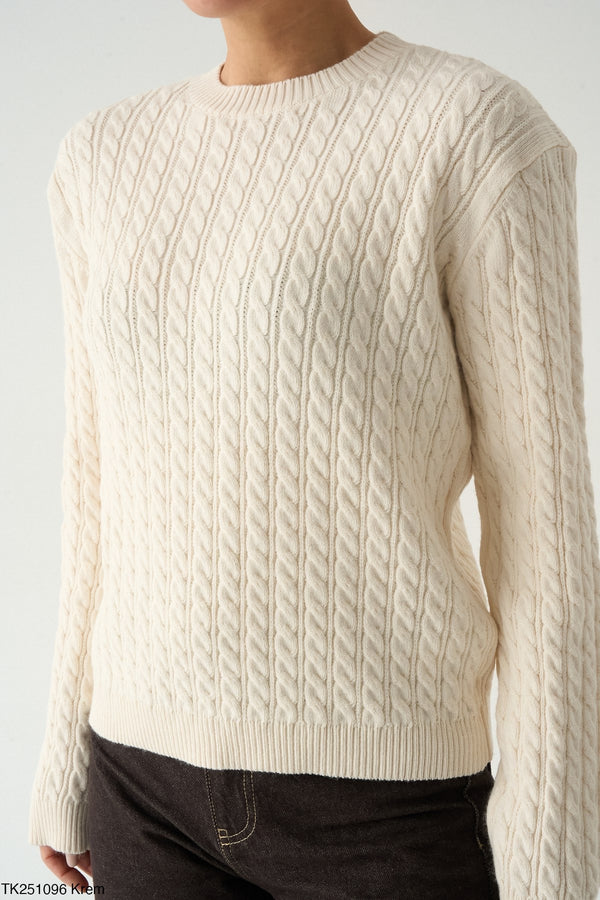 بلوزة كلاسيك دافي