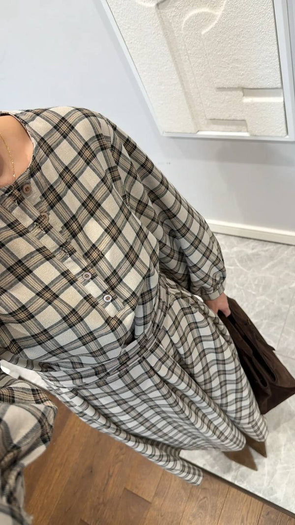 فستان كاروهات