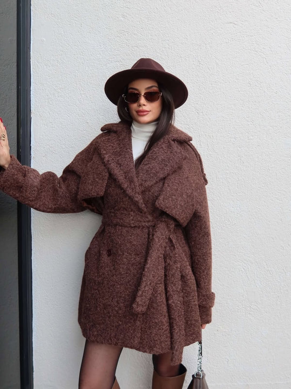 معطف كيرشلي باللون البني