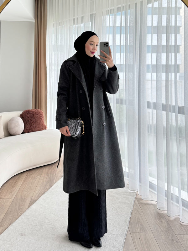 جكيت جوخ طويل