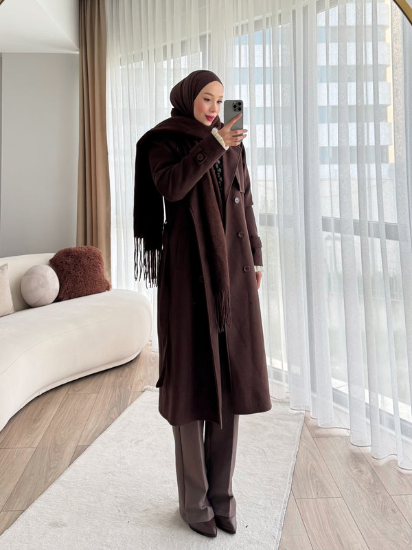 جكيت جوخ طويل