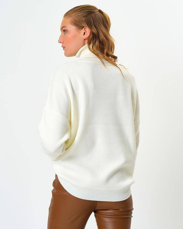 بلوزة جولف اوفر سايز قطنية