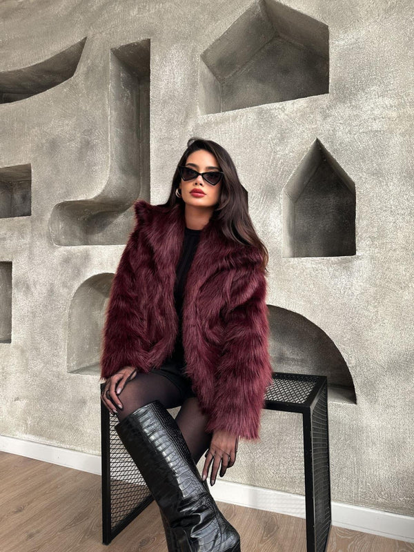 جاكيت فرو قصير