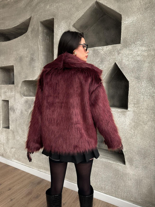 جاكيت فرو قصير