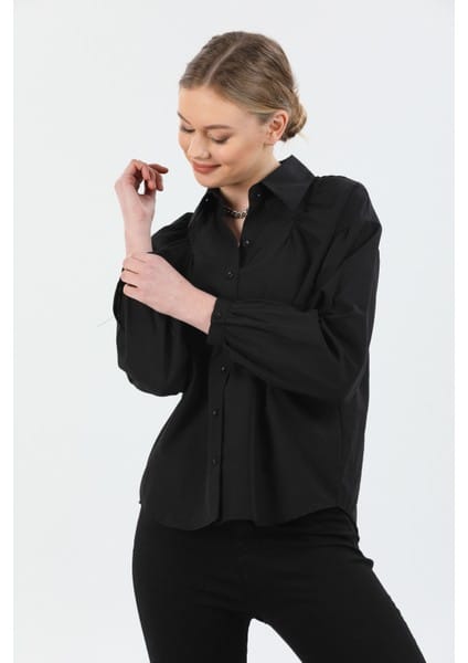 قميص بيسك اسود - Sateen style