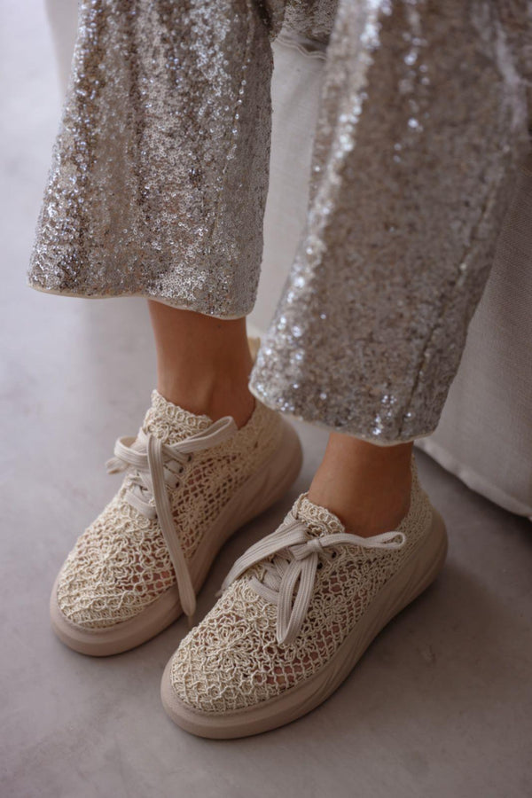 Oliwia حذاء رياضي نسائي بتفاصيل محبوكة - بيج