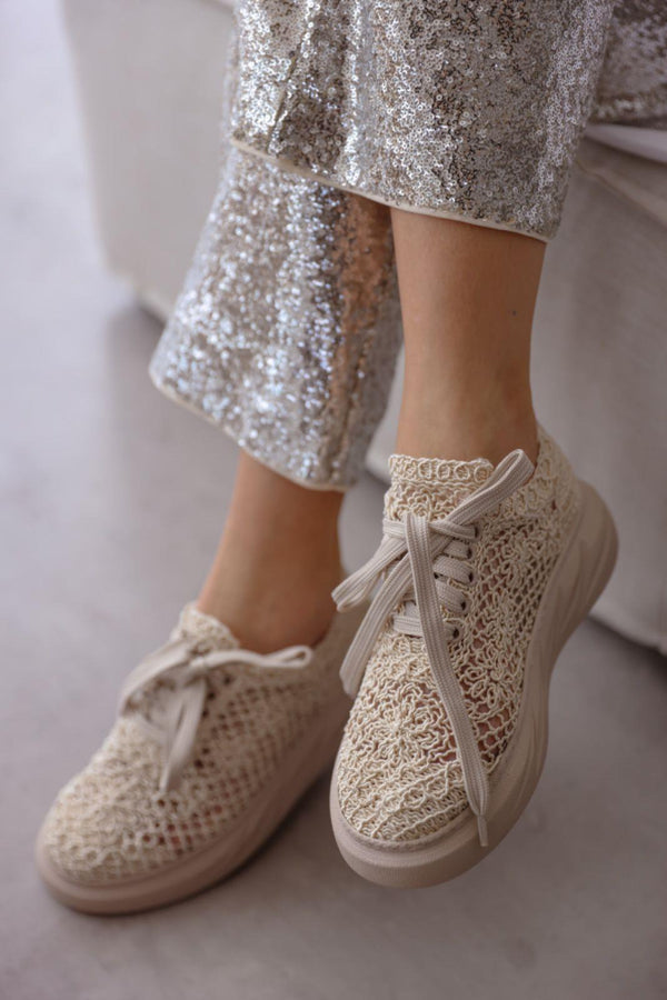 Oliwia حذاء رياضي نسائي بتفاصيل محبوكة - بيج