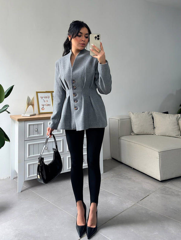 جكيت جوخ مخصر رمادي فاتح