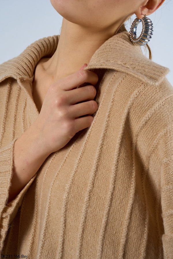 بلوز مقاس موحد مضلعة قبة بولو