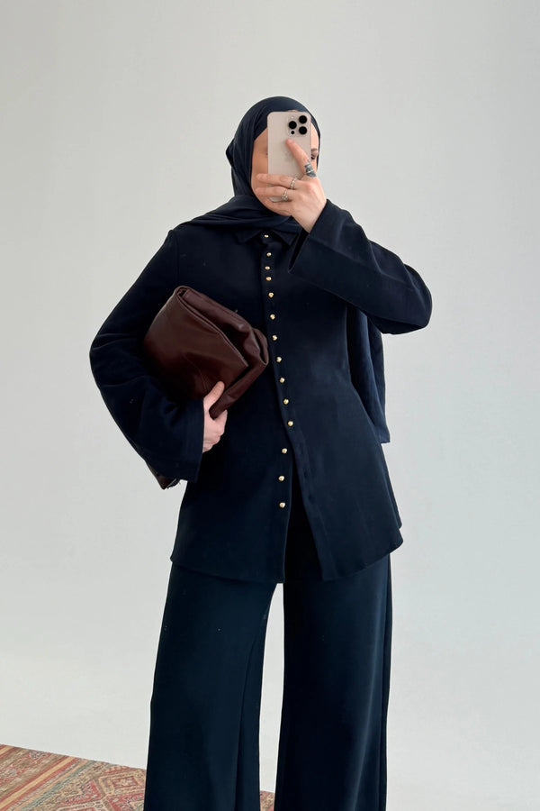 طقم قطعتين ازرار ذهبية - كحلي