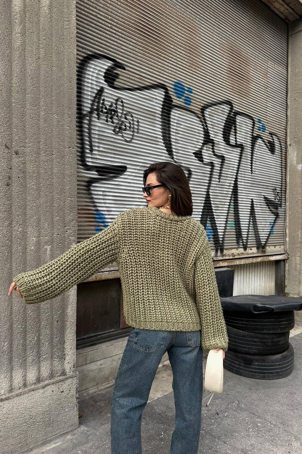 بلوز نسيج عريض فستقي