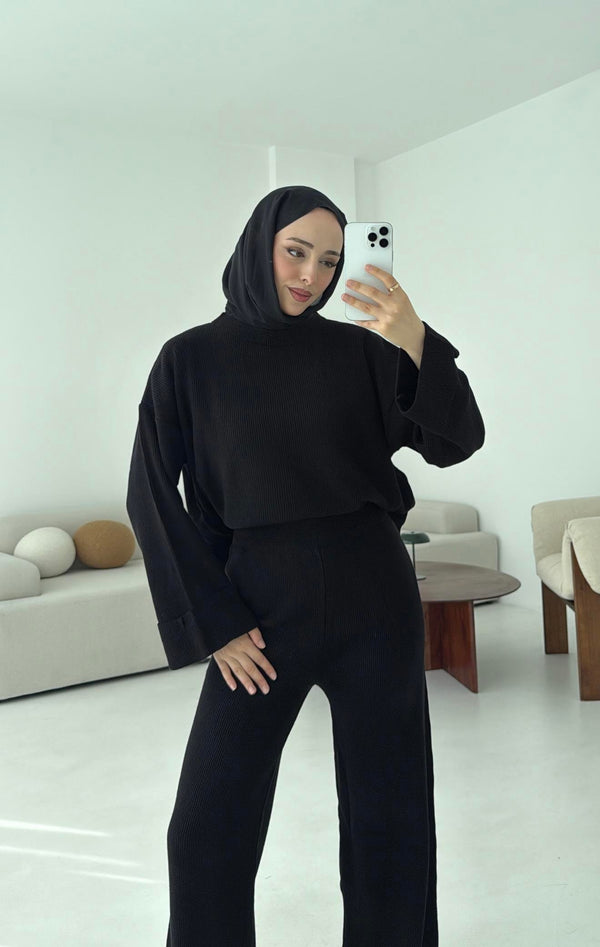 طقم تريكو سيلانيك اسود