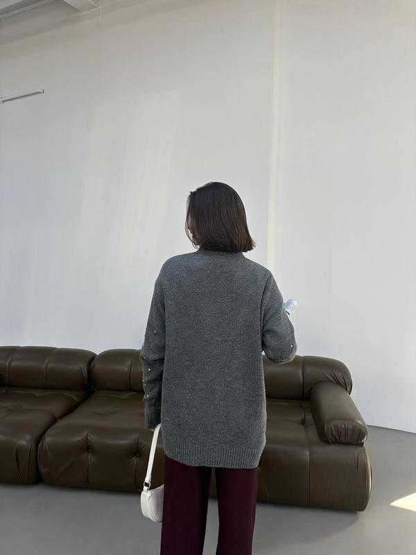 بلوزة مرصعة