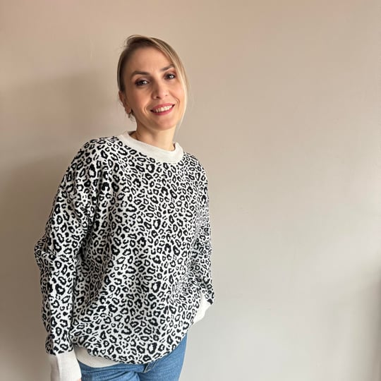 بلوزة ليوباردو قصيرة