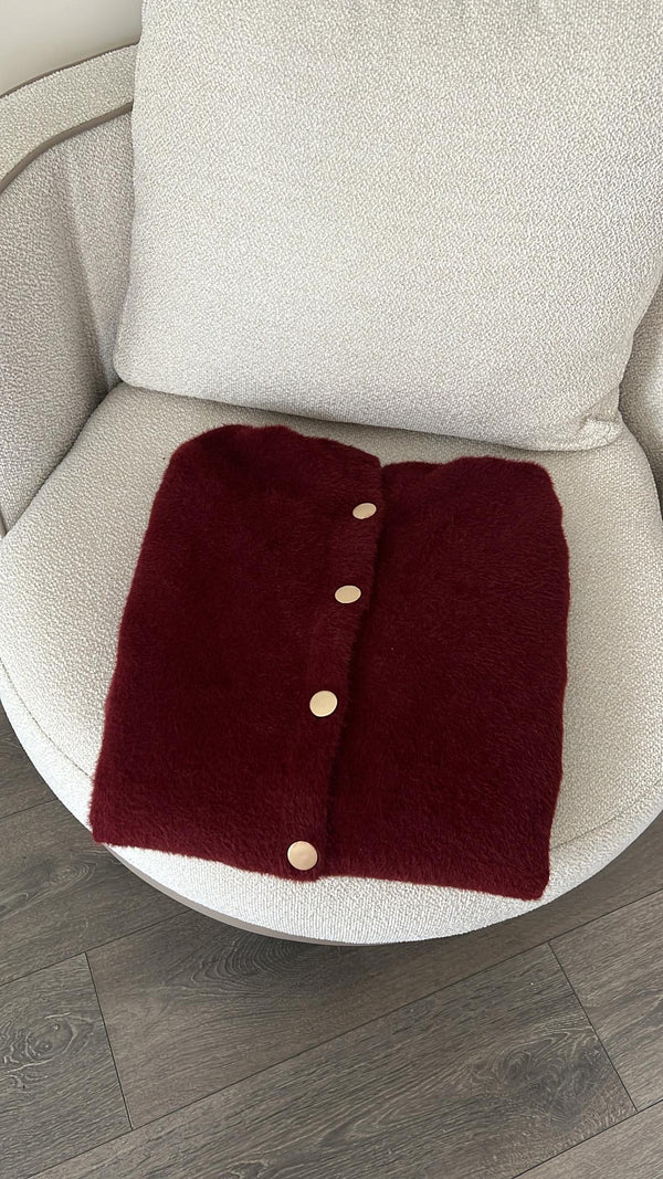 كارديجان بأزرار ذهبيه