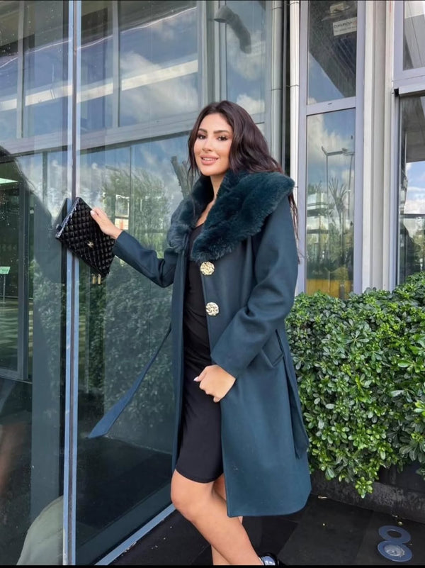 جكيت جوخ مع فروة ربط