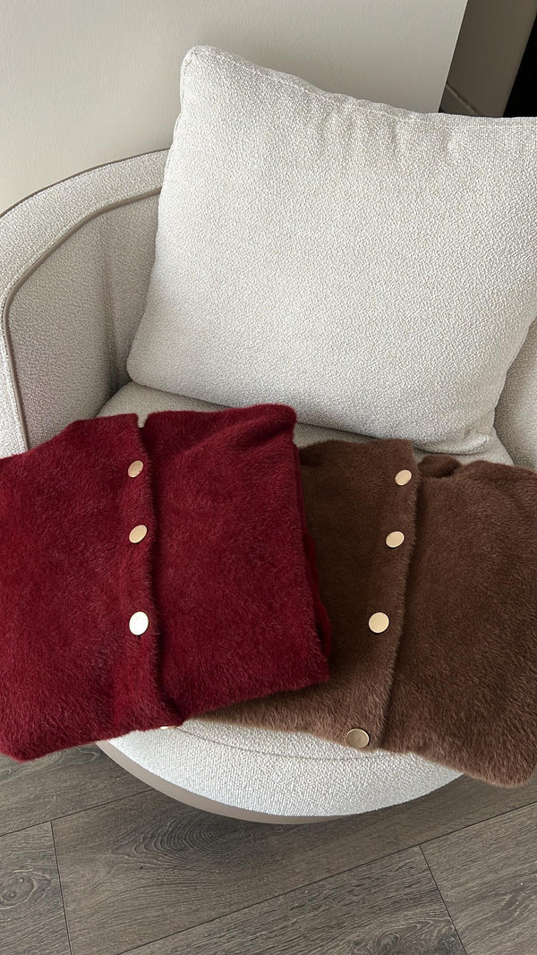 كارديجان بأزرار ذهبيه