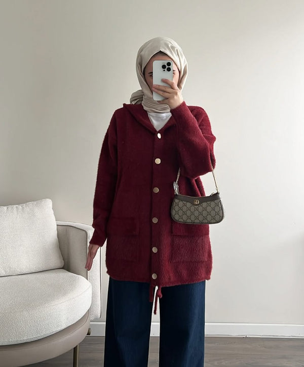 كارديجان بأزرار ذهبيه