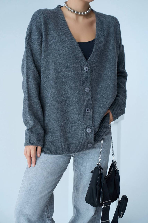 جرزة محبوكه برقبة على شكل V