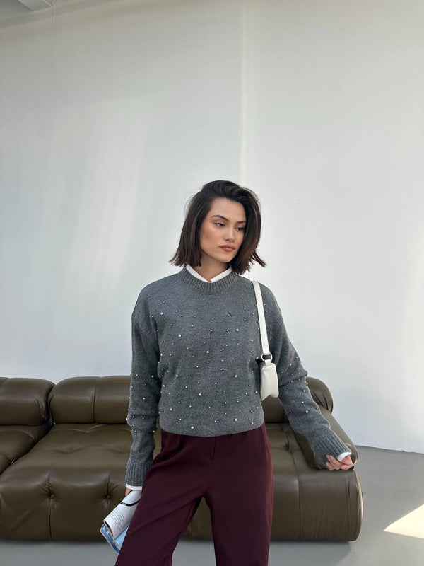 بلوزة مرصعة