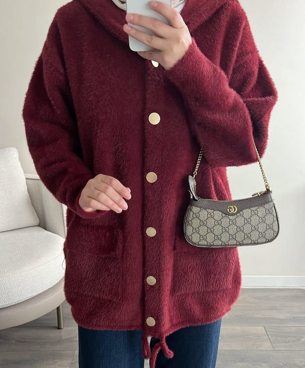 كارديجان بأزرار ذهبيه