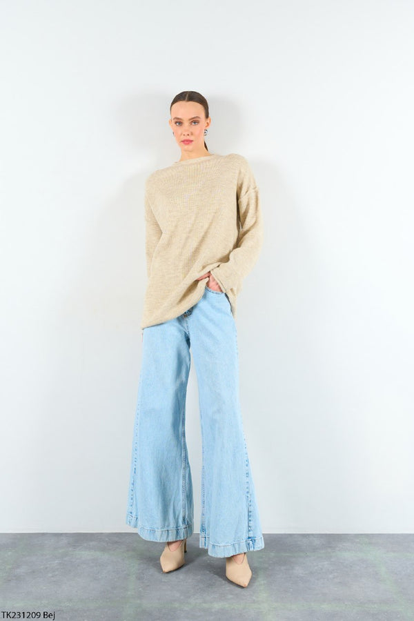 بلوزة سميكة سادة برقبة دائرية