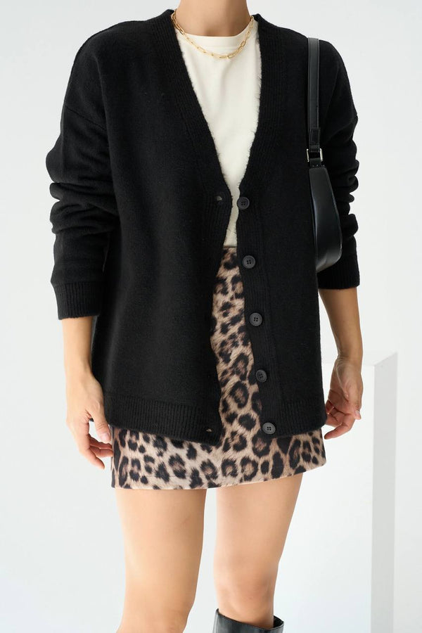 جرزة محبوكه برقبة على شكل V