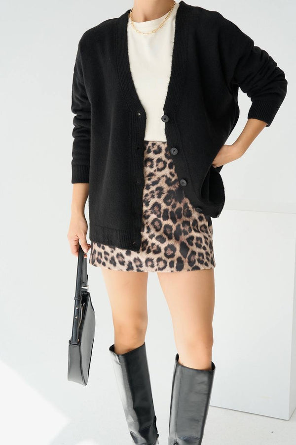 جرزة محبوكه برقبة على شكل V