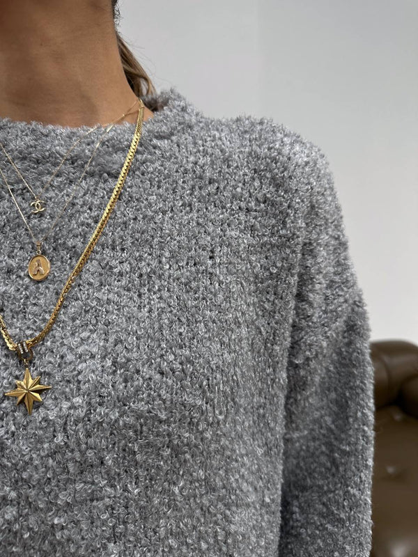 بلوزة طويلة