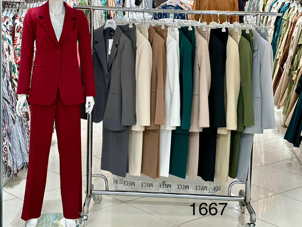 طقم جكيت زر مع بنطلون عريض - Sateen style