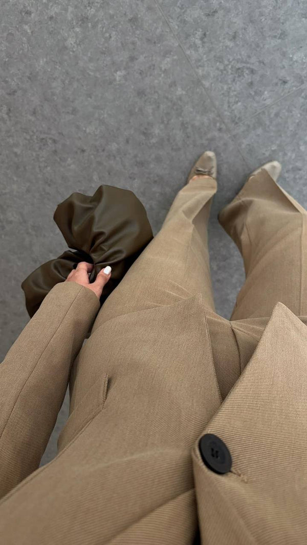 طقم رسمي خريفي - Sateen style