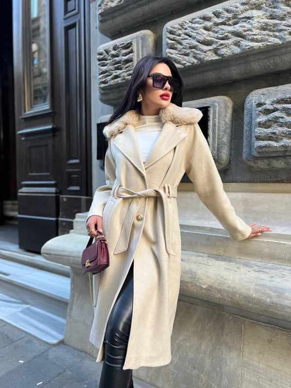 جكيت جوخ مع فروة ربط