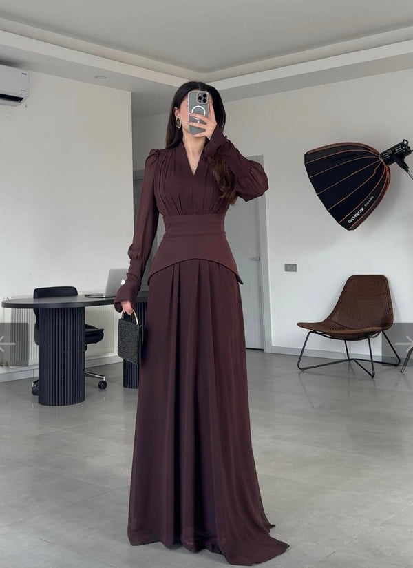 فستان بني بتصميم كورسيه