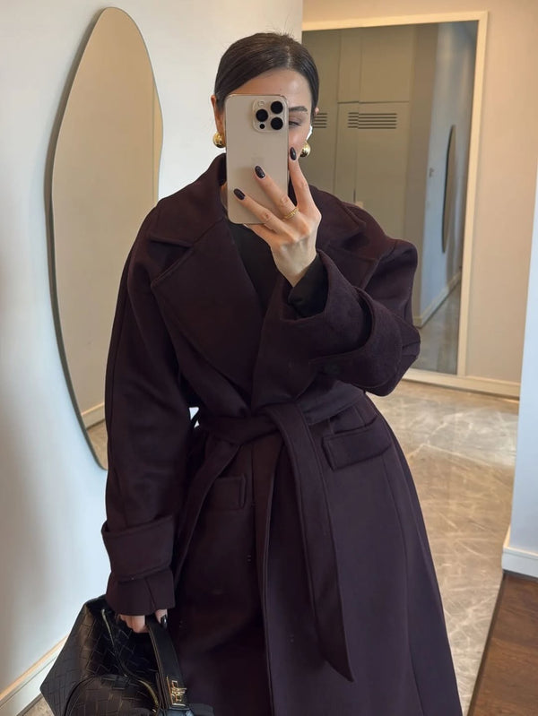 معطف Aurélia طويل باللون العنابي الغامق