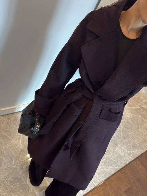 معطف Aurélia طويل باللون العنابي الغامق