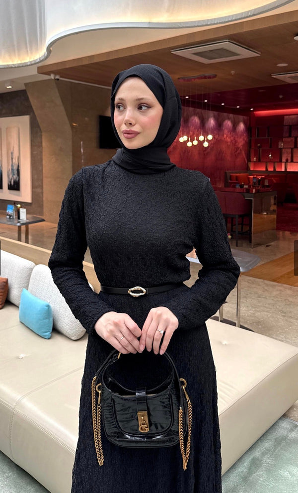 فستان دانتيل مع حزام