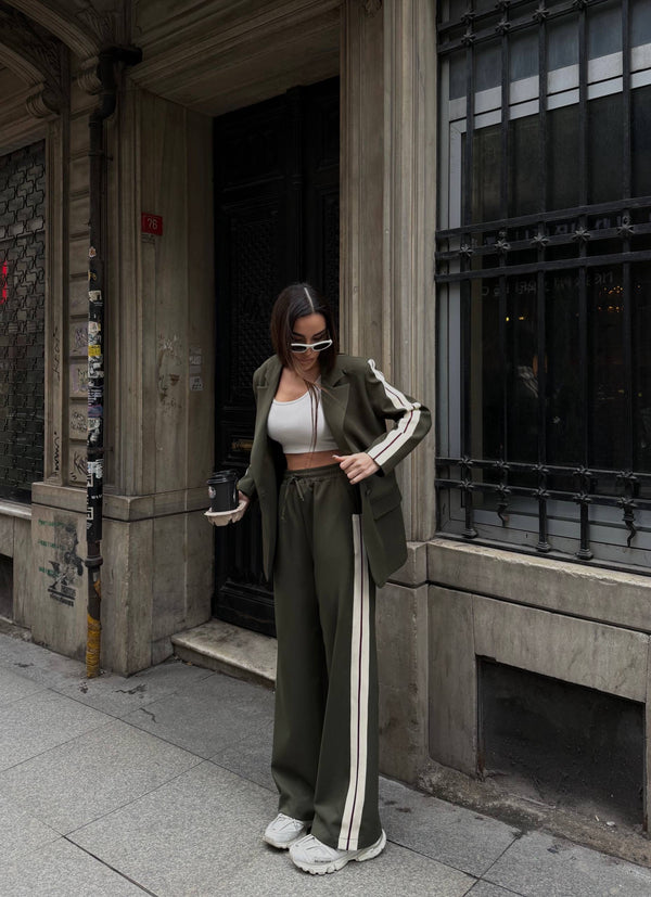 طقم رسمي سبور