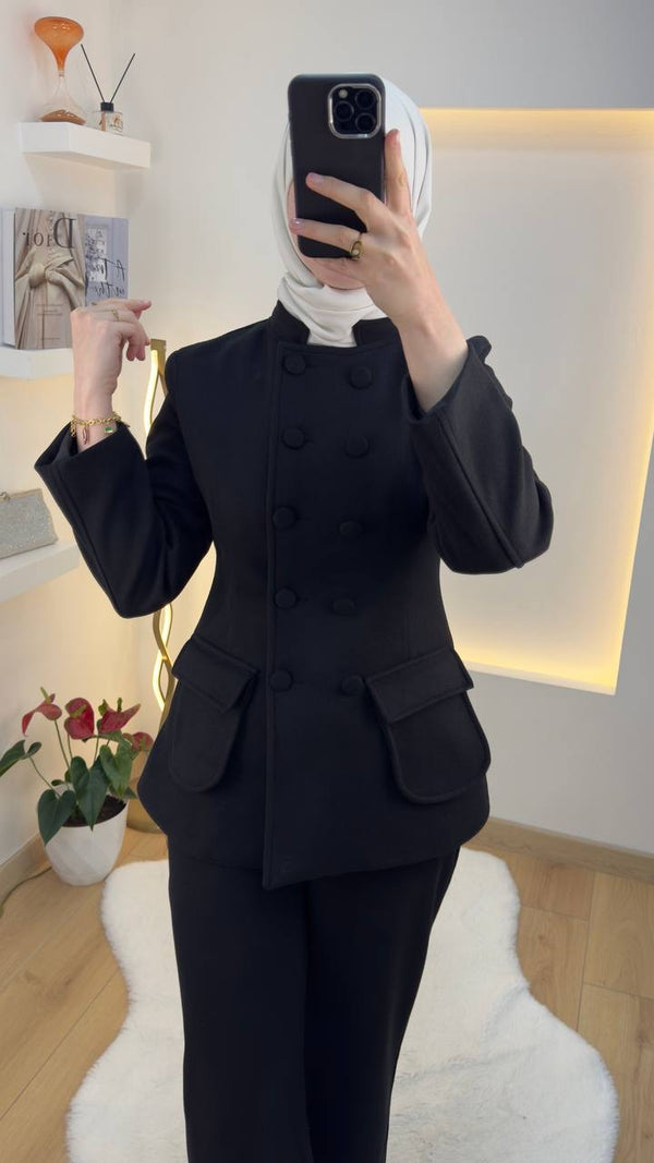 طقم رسمي شتوي باللون الاسود