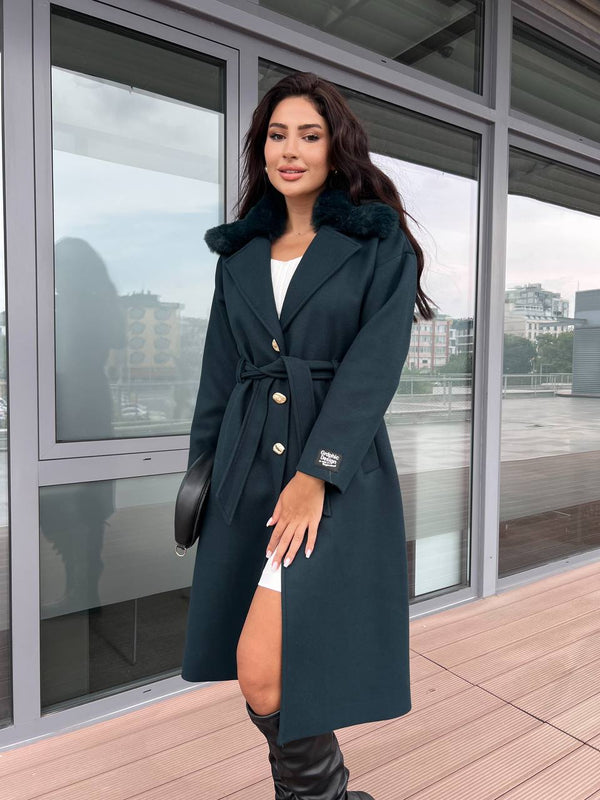 جكيت جوخ مع فروة ربط