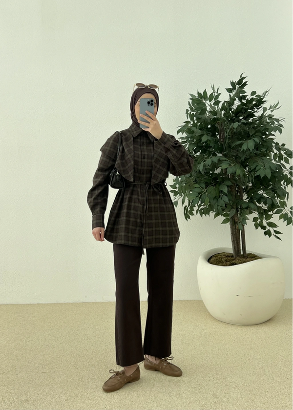 قميص كاروهات بألوان الخريف