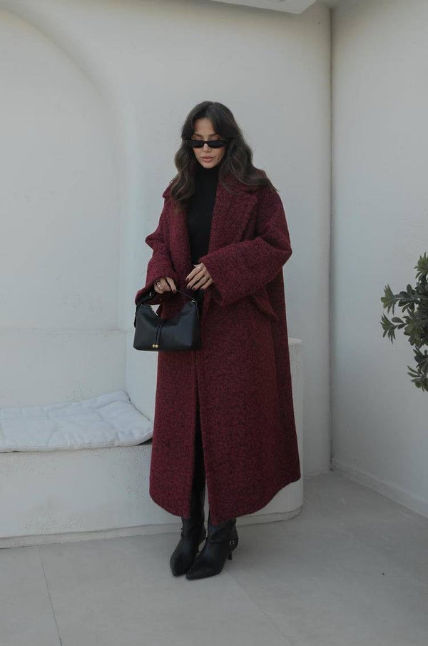 جكيت صوف طويل باللون الخمري