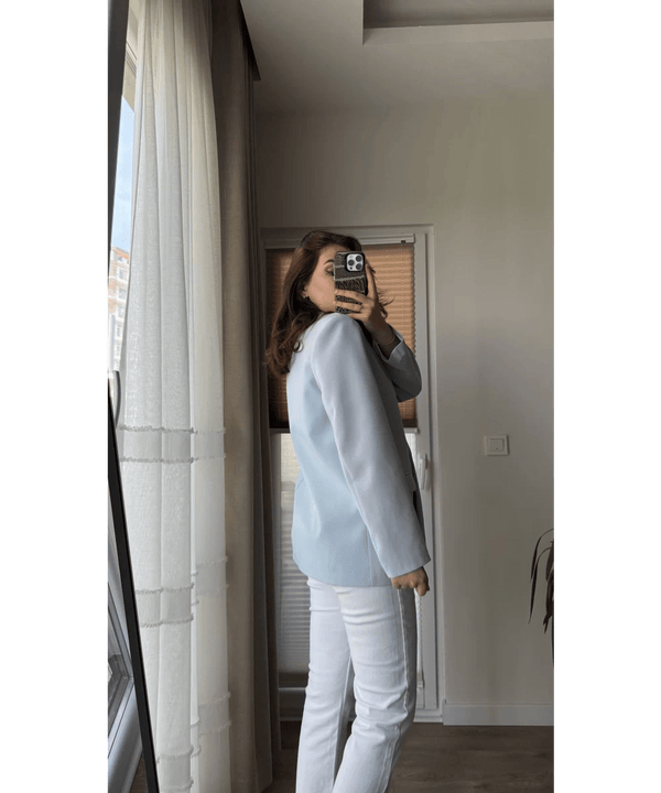بليزر ترندي مع ازرار - Sateen style