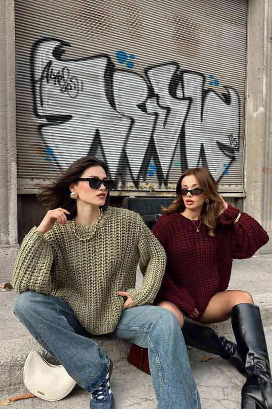 بلوز نسيج عريض برغندي