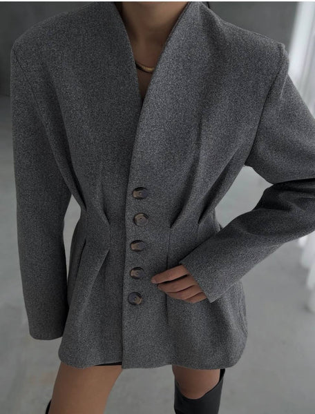 جكيتات وبليزرات